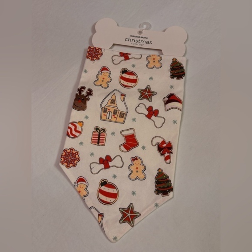 Kirkland’s Home Christmas Collection Festive Gingerbread Pet Bandana 26x12
